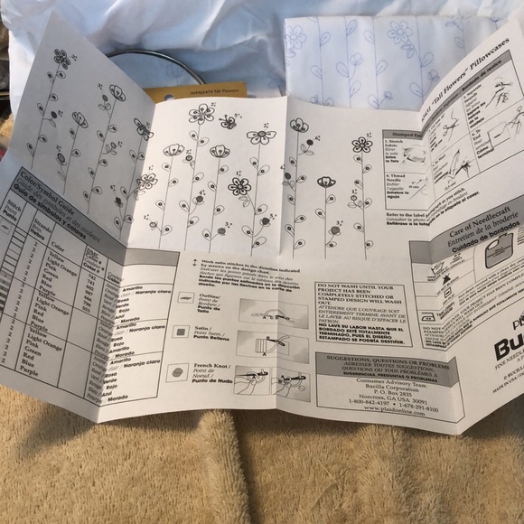 Bucilla TALL FLOWERS Stamped Embroidery Pillowcases Kit WM65474 Premium Percale - Picture 3 of 6